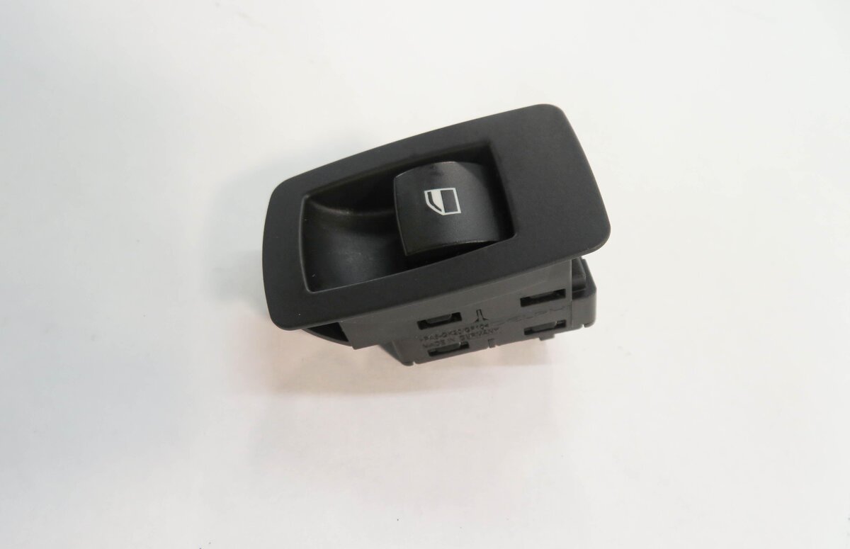Thumbnail 3: 2011 BMW 335i (E90) FRONT / REAR - PASSENGER DOOR WINDOW SWITCH BUTTON (BLACK)