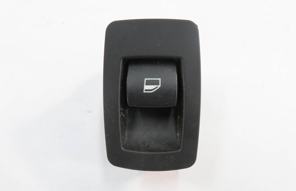 2011 BMW 335i (E90) FRONT / REAR - PASSENGER DOOR WINDOW SWITCH BUTTON (BLACK)