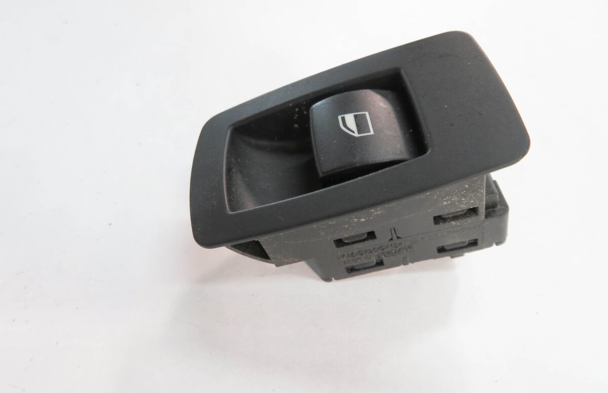 Thumbnail 3: 2011 BMW 335i (E90) FRONT / REAR - PASSENGER DOOR WINDOW SWITCH BUTTON (BLACK)