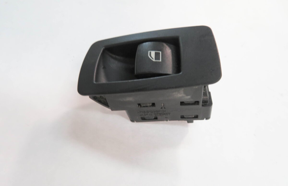 Thumbnail 3: 2011 BMW 335i (E90) FRONT / REAR - PASSENGER DOOR WINDOW SWITCH BUTTON (BLACK)