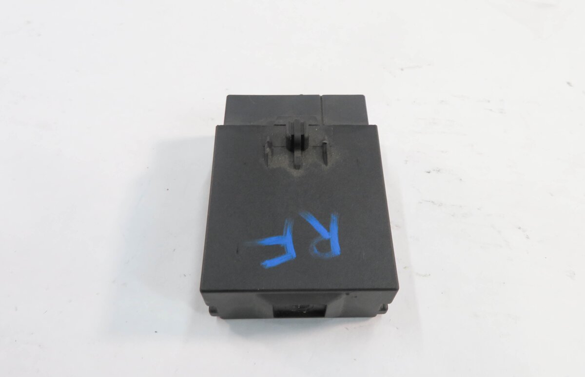 Thumbnail 4: 2007-2010 BMW 328i 335i M3 X5 Z4 (E87 E70 E71 E90 E89) FRONT SEAT MODULE w/o MEM