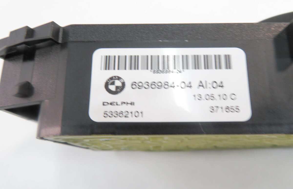 Thumbnail 6: 2011 BMW 335i (E90) RIGHT FRONT PASSENGER POWER SEAT ADJUSTMENT SWITCH