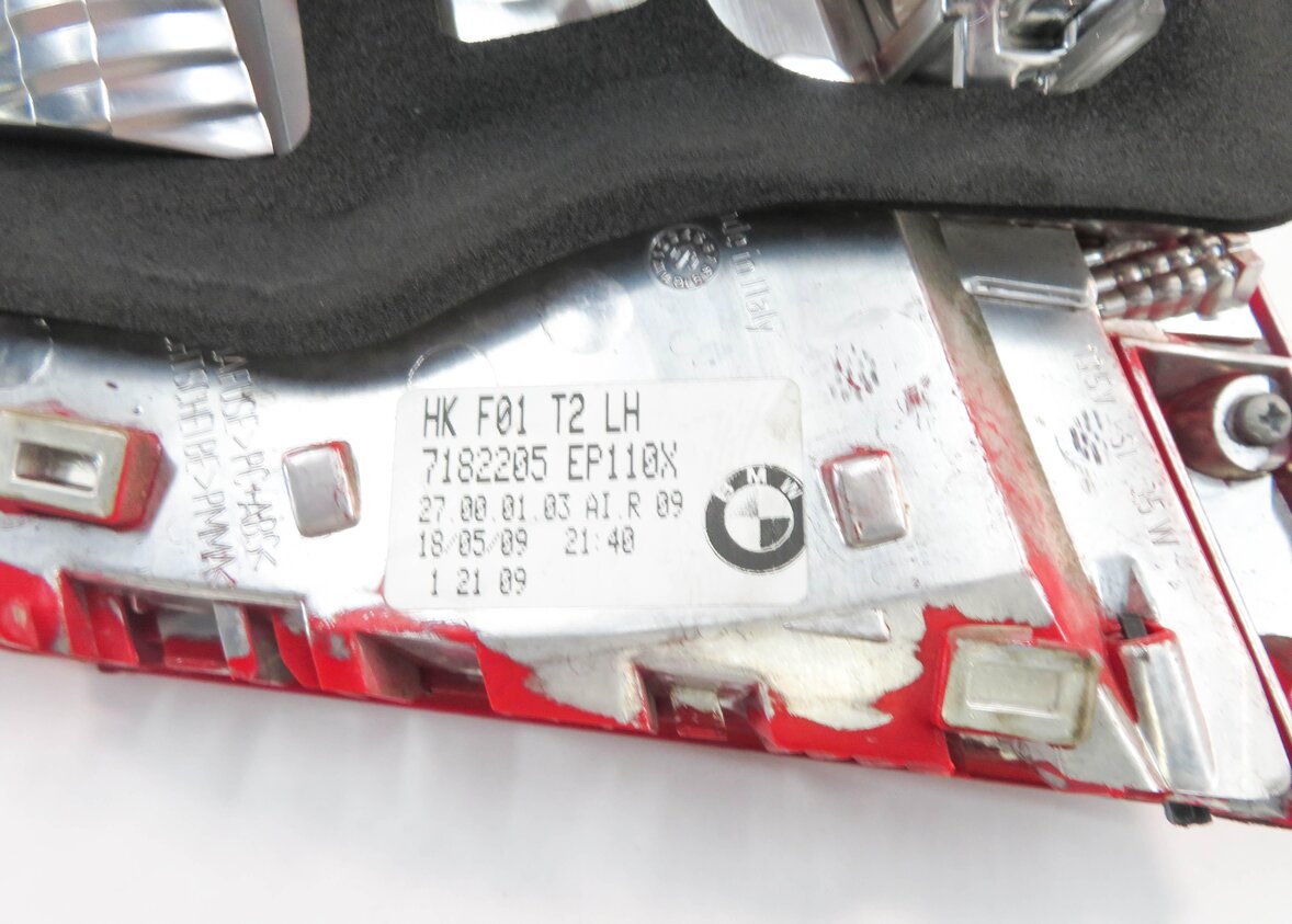 Thumbnail 7: 09-12 BMW 740i 750i 760i B7 (F01) LEFT SIDE REAR TRUNK LID TAILLIGHT LIGHT LAMP