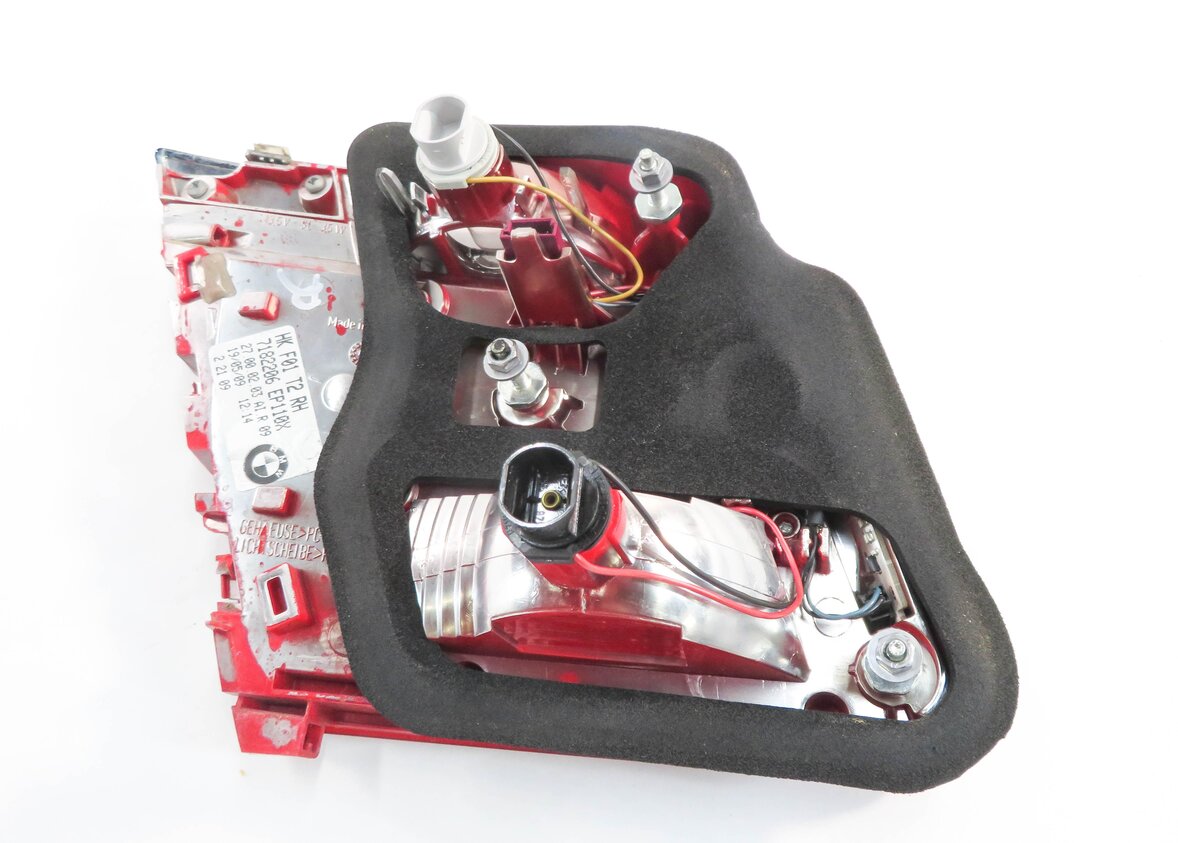 Thumbnail 6: 09-12 BMW 740i 750i 760i B7 (F01) RIGHT SIDE REAR TRUNK LID TAILLIGHT LIGHT LAMP