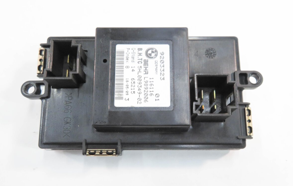 Thumbnail 5: 2009 BMW 750i (F01) FRONT HEATER A/C BLOWER FAN MOTOR SPEED RESISTOR