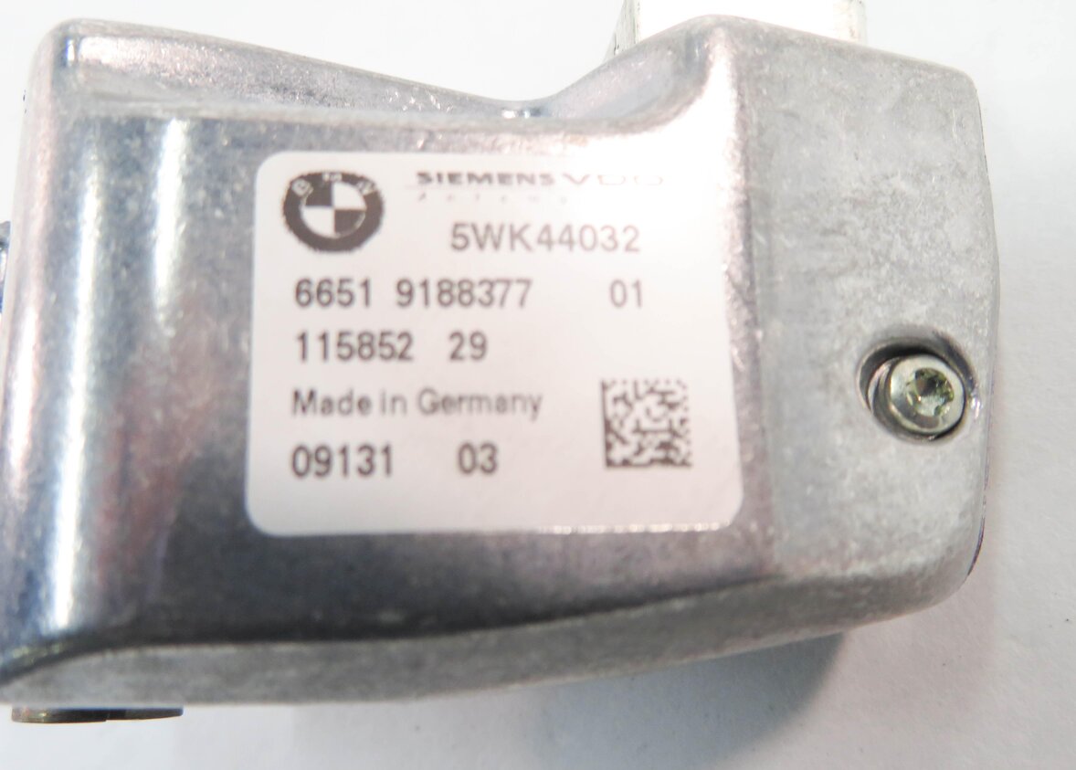 Thumbnail 6: 2009-2012 BMW 740i 750i 760i B7 X6 (F01 E71) LANE DEPARTURE WARNING CAMERA