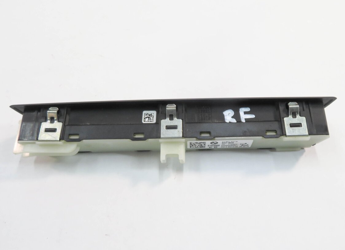 Thumbnail 5: 2009 BMW 750i (F01) RIGHT FRONT PASSENGER SEAT MEMORY POSITION SWITCH PANEL
