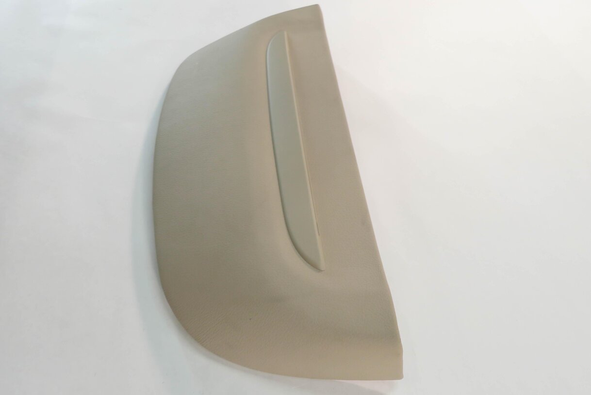 Thumbnail 3: 2009 BMW 750i (F01) LEFT FRONT DRIVER SEAT BACK TRIM COVER (OYSTER LEATHER)