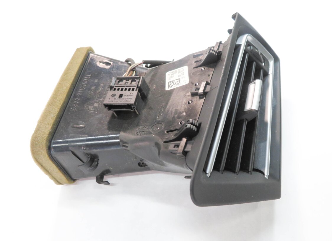 Thumbnail 2: 2009 BMW 750i (F01) RIGHT FRONT PASSENGER DASH HEATER A/C AIR VENT