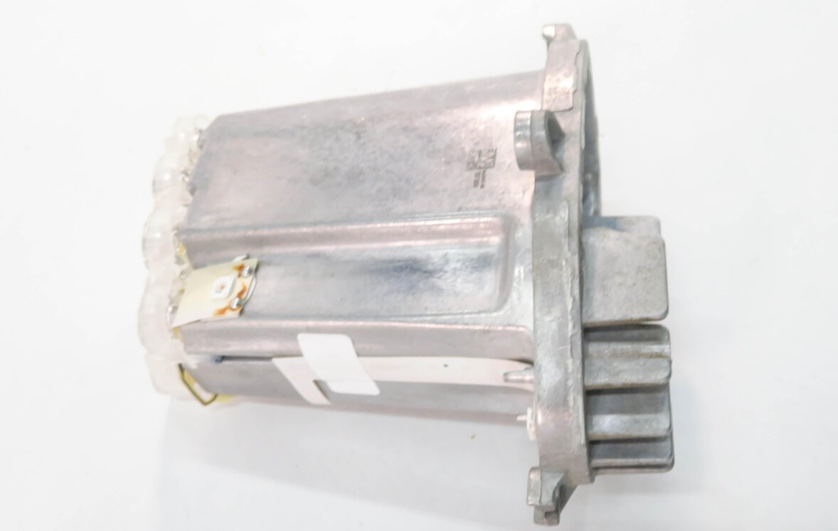 Thumbnail 2: 2009 BMW 750i (F01) RIGHT FRONT PASSENGER HEADLIGHT TURN SIGNAL LED LIGHT LAMP