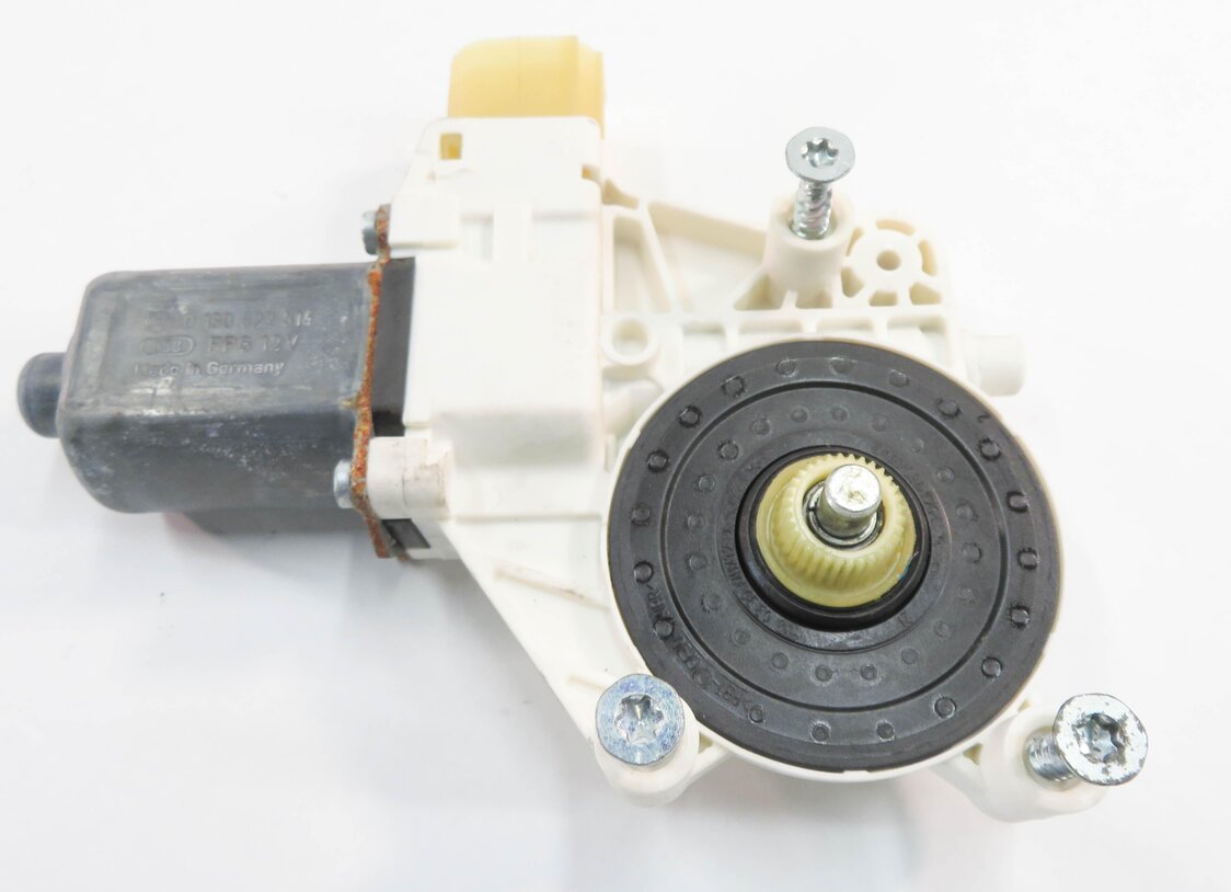 Thumbnail 4: 09-18 BMW 740i 750i 760i (F01) LEFT DRIVER SIDE WINDOW MOTOR (FITS FRONT & REAR)