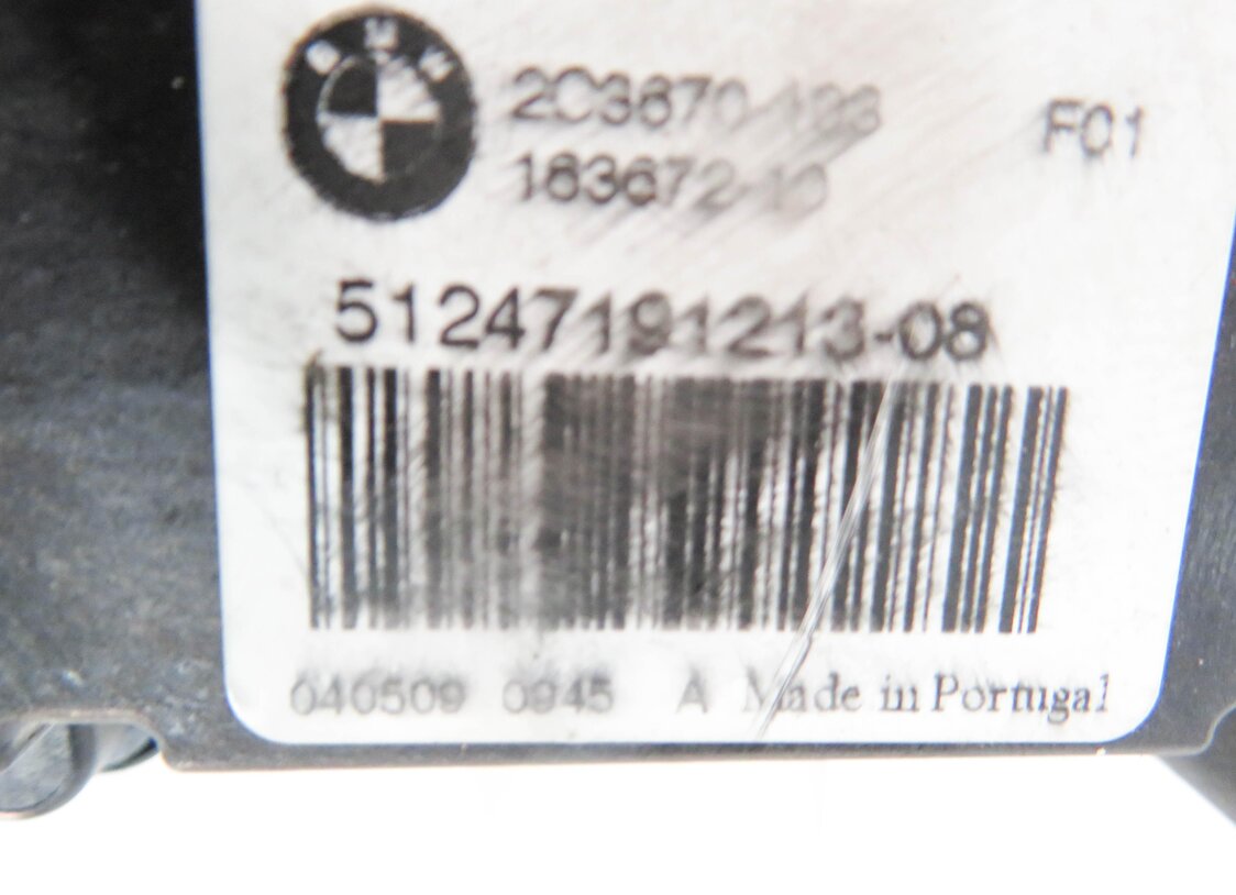 Thumbnail 6: 2009 BMW 750i (F01) REAR TRUNK LOCK LATCH SOFT CLOSE ACTUATOR MOTOR