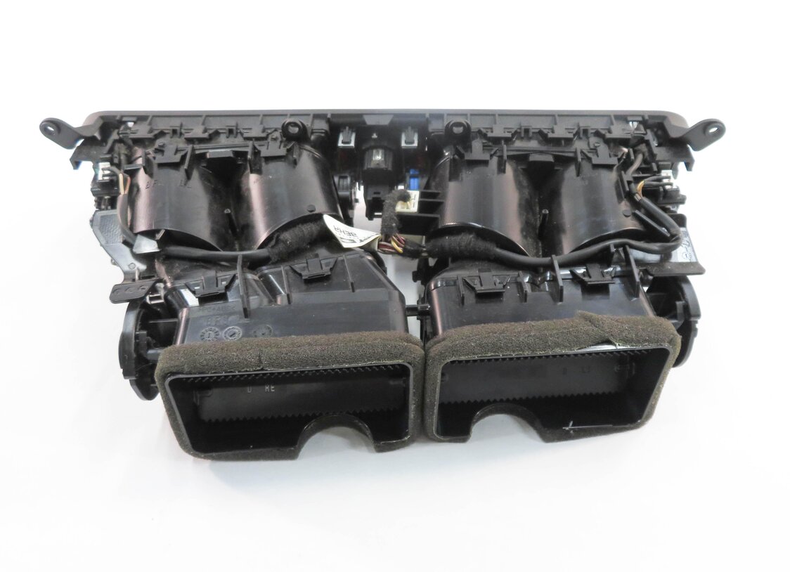 Thumbnail 4: 2009 BMW 750i (F01) CENTER DASH HEATER A/C AIR VENT w/ HAZARD & CENTRAL LOCK