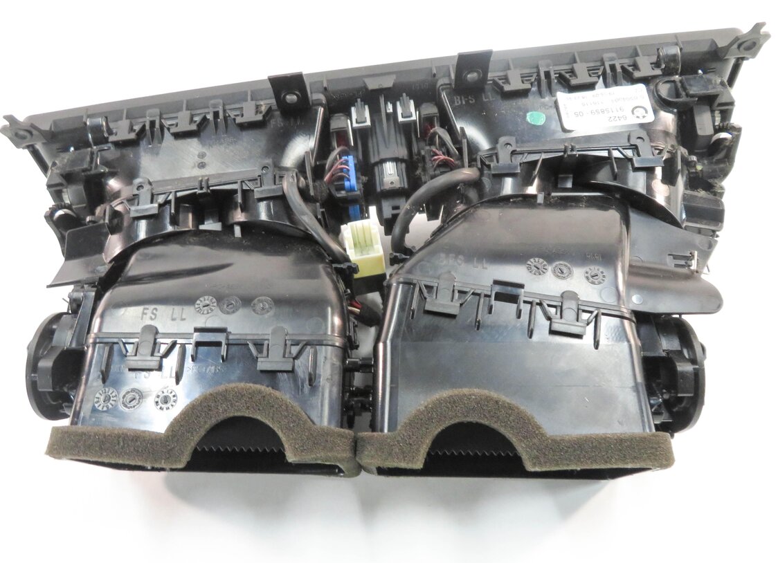 Thumbnail 5: 2009 BMW 750i (F01) CENTER DASH HEATER A/C AIR VENT w/ HAZARD & CENTRAL LOCK