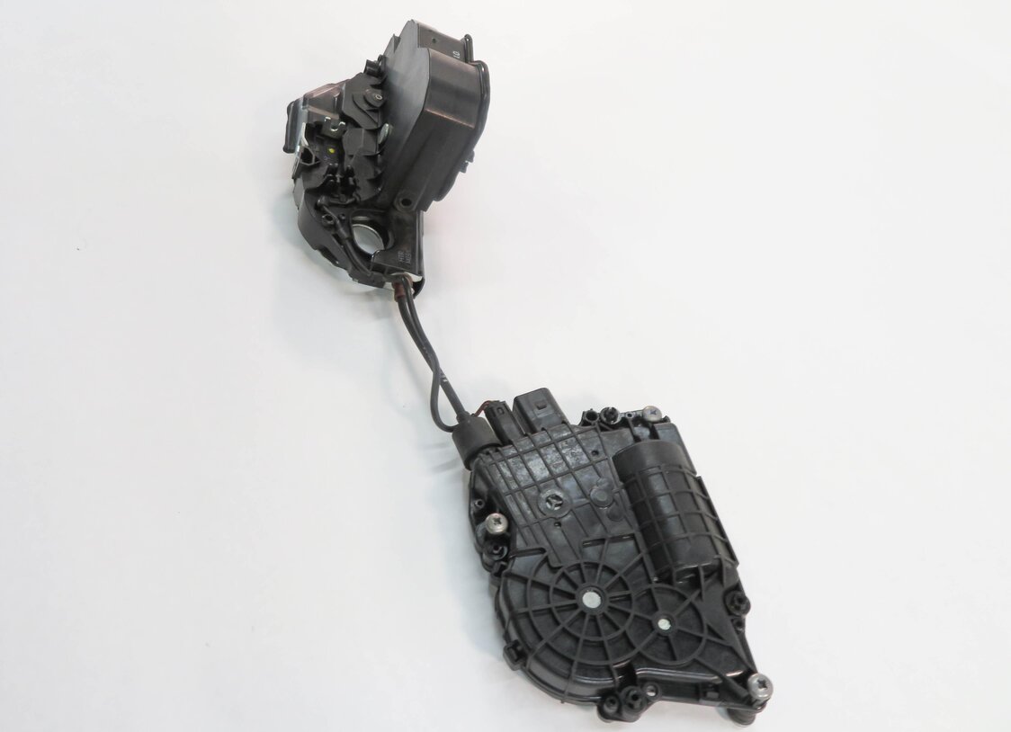 Thumbnail 3: 11-15 BMW 740i 750i 760i B7 (F01) RIGHT REAR (SOFT CLOSE) DOOR LATCH ACTUATOR