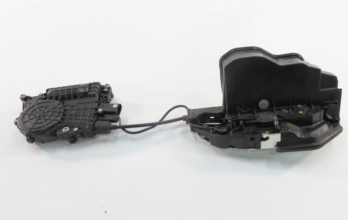 11-15 BMW 740i 750i 760i B7 (F01) LEFT REAR (SOFT CLOSE) DOOR LATCH ACTUATOR