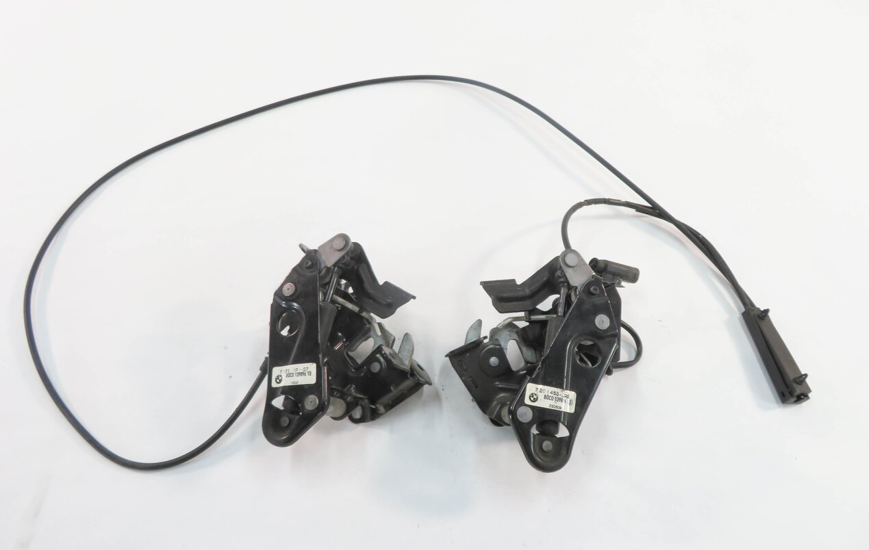 Thumbnail 5: 2009 BMW 750i (F01) FRONT LEFT & RIGHT LOWER HOOD LOCK LATCH SET-2 w/ CABLE