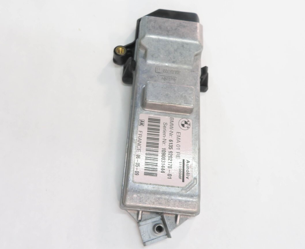 Thumbnail 3: 2009-2012 BMW 740i 750i 760i B7 (F01 F02) RIGHT FRONT PASSENGER SEATBELT MODULE