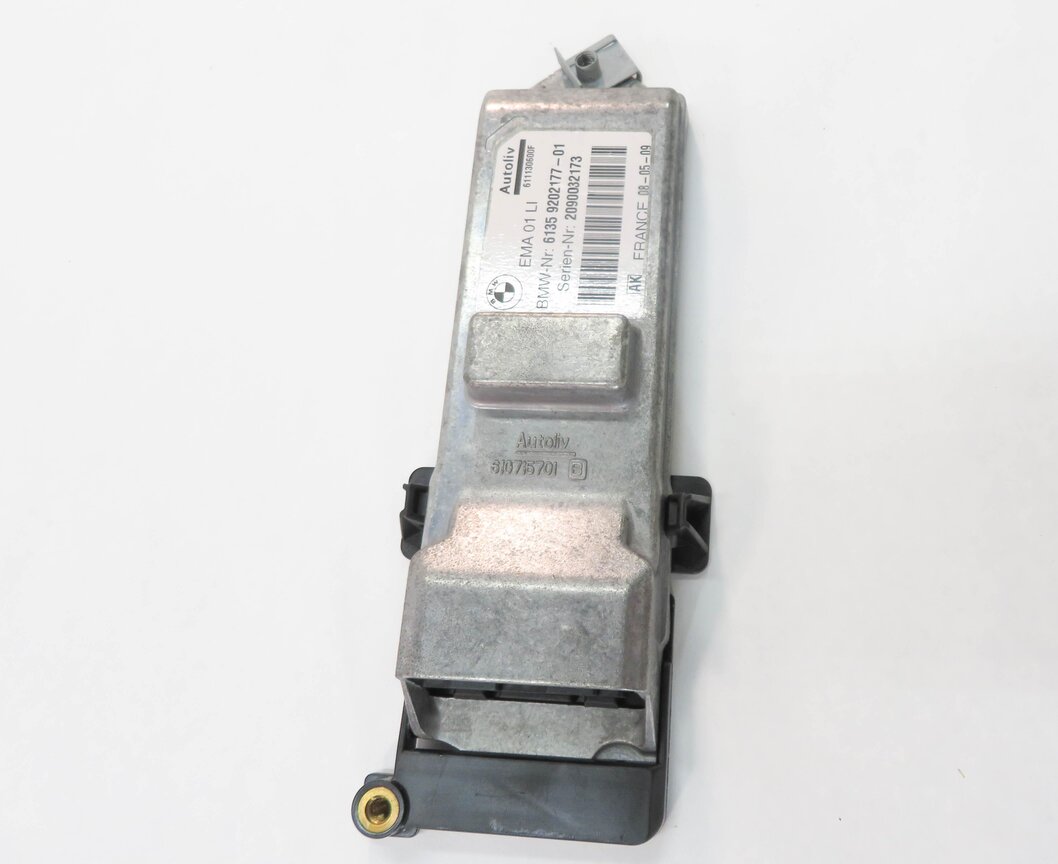 Thumbnail 2: 2009-2012 BMW 740i 750i 760i B7 (F01 F02) LEFT FRONT DRIVER SEATBELT MODULE