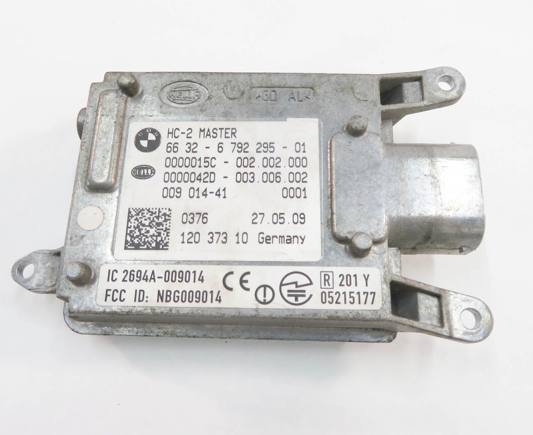 Thumbnail 4: 2009 BMW 750i (F01) RIGHT REAR LANE DEPARTURE WARNING SENSOR MODULE (MASTER)