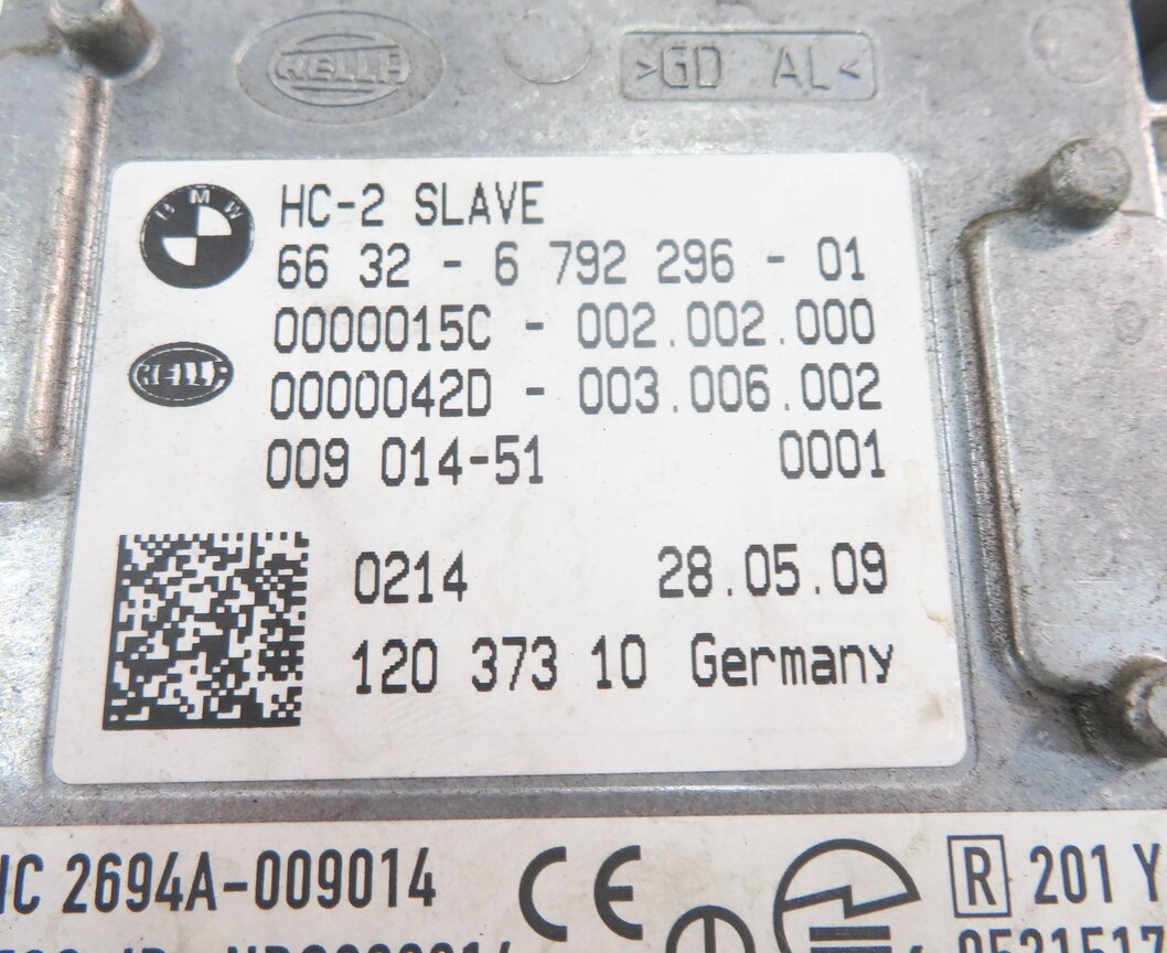 Thumbnail 6: 2009 BMW 750i (F01) LEFT REAR LANE DEPARTURE WARNING SENSOR MODULE (SLAVE)
