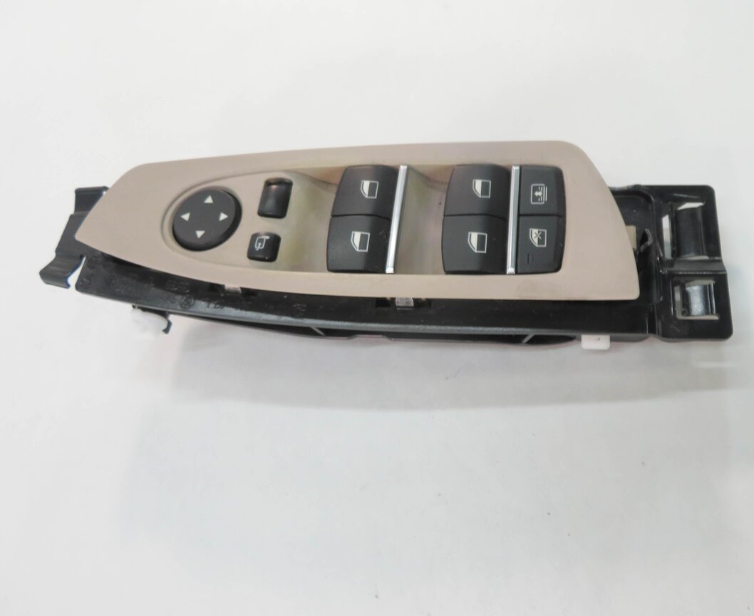 Thumbnail 2: 09-15 BMW 740i 750i 760i B7 (F01) DRIVER WINDOW SWITCH w/ SHADE P-FOLD (OYSTER)