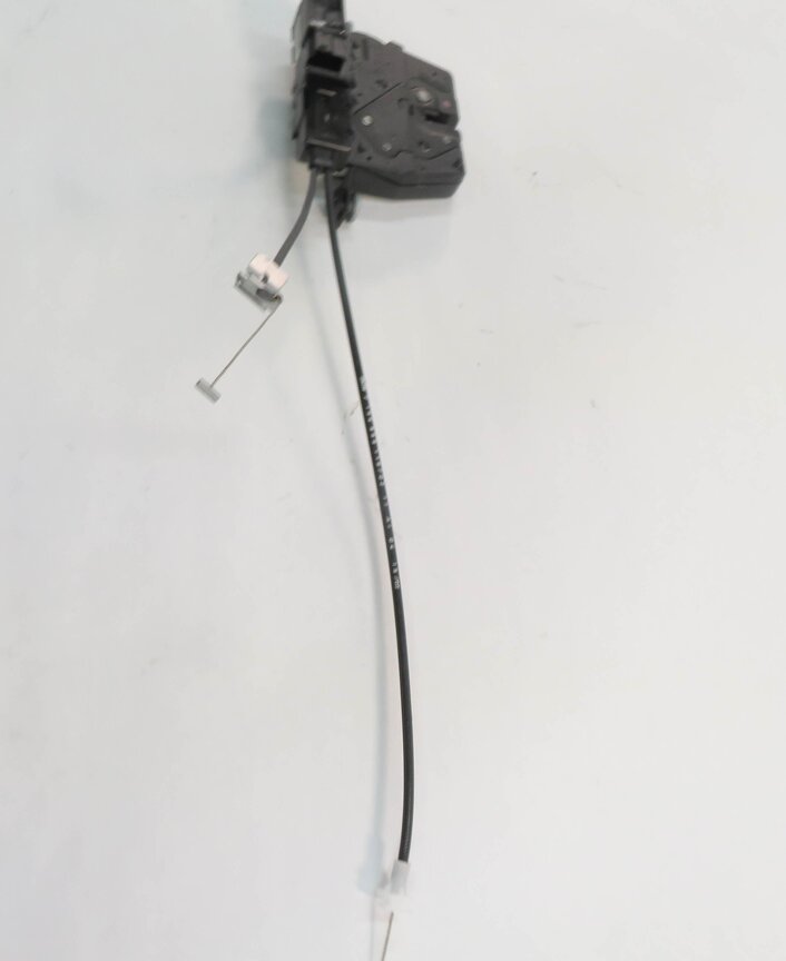 Thumbnail 3: 2009 BMW 750i (F01) REAR TRUNK LOCK LATCH ACTUATOR w/ CABLE