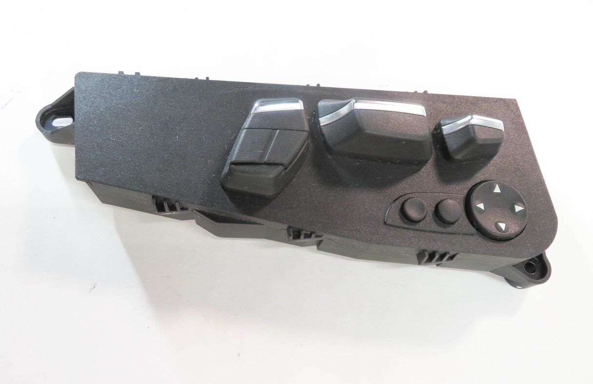 Thumbnail 2: 2009 BMW 750i (F01) LEFT FRONT DRIVER POWER SEAT ADJUSTMENT SWITCH BUTTON