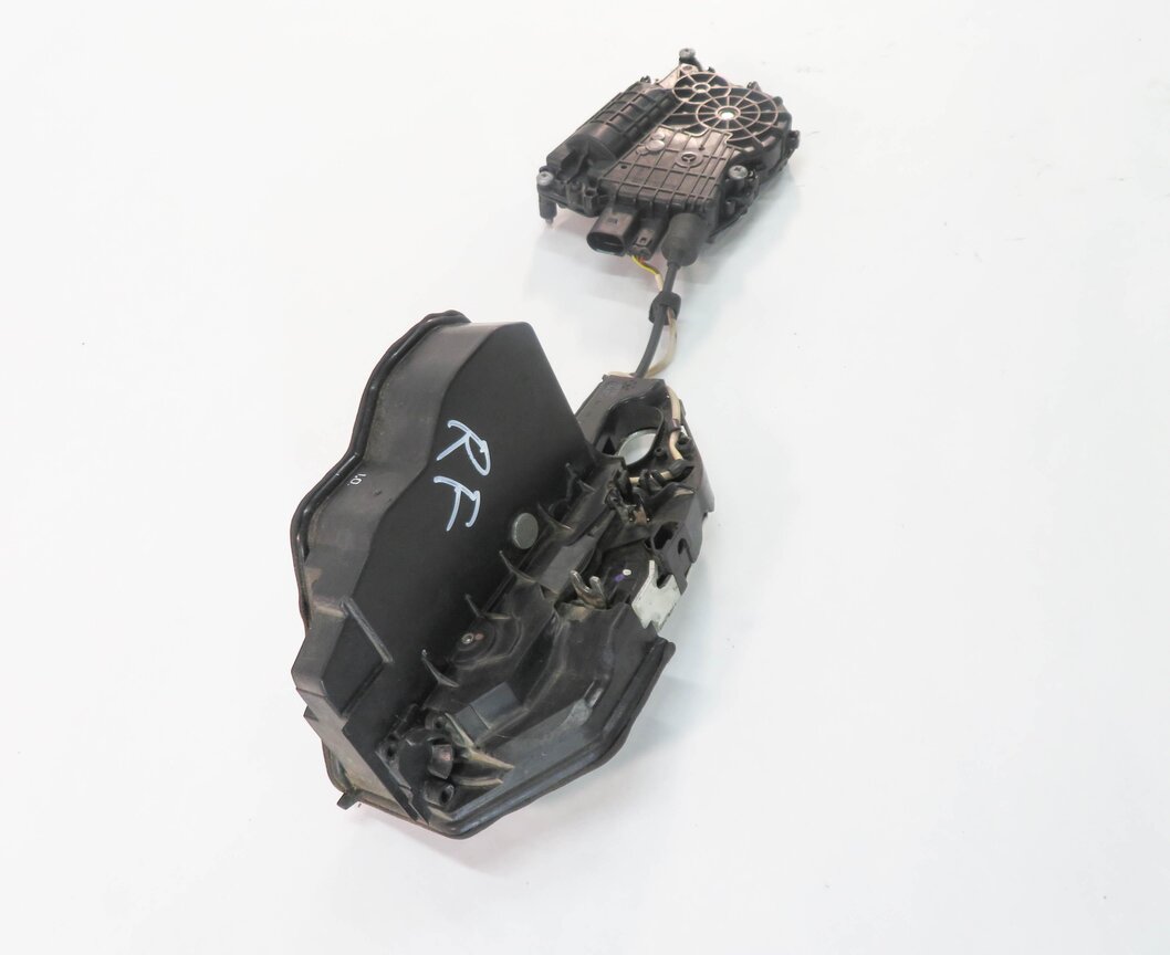Thumbnail 2: 10-16 BMW 528i 535i 550i 750i 760i (F01 F10) RIGHT FRONT SOFT CLOSE DOOR LATCH