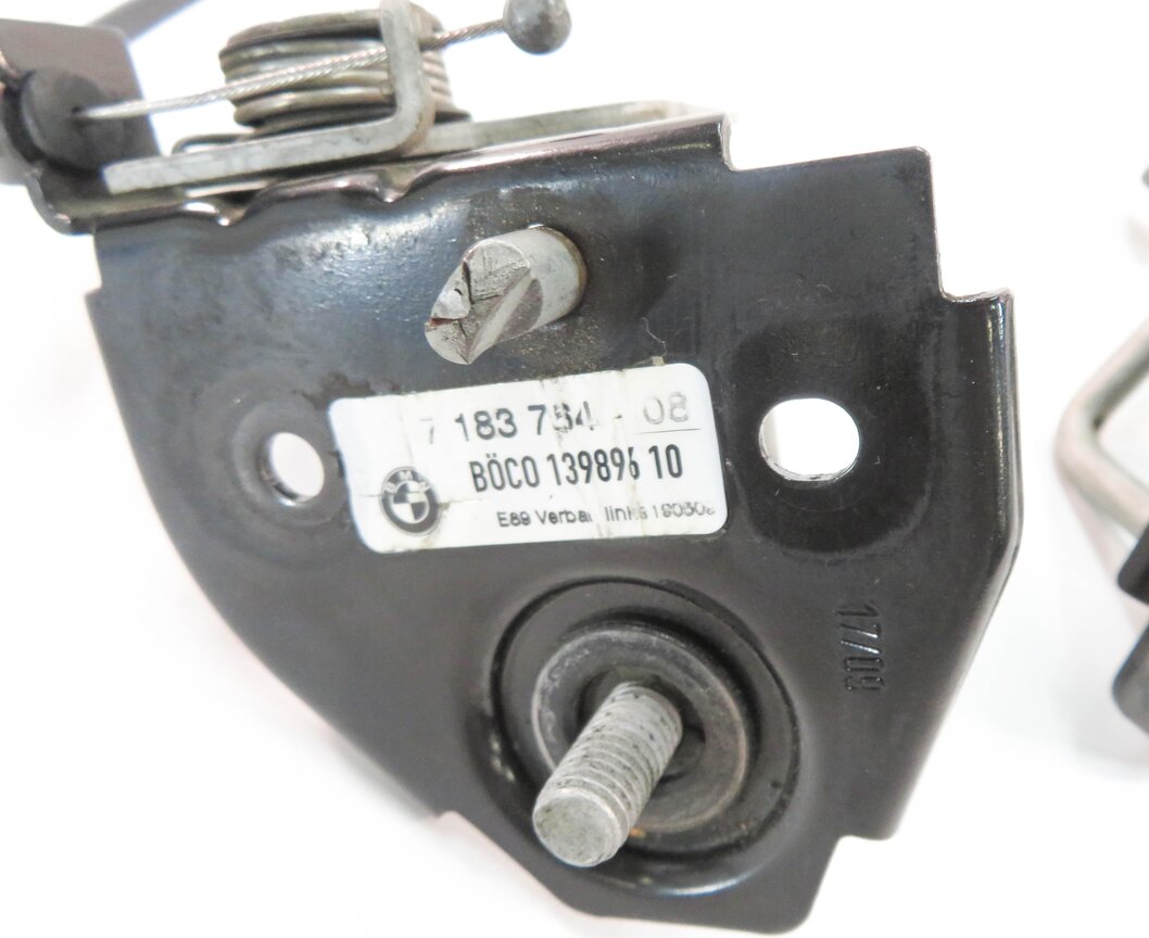 Thumbnail 5: 2009 BMW 750i (F01) FRONT LEFT & RIGHT HOOD SAFETY LOCK LATCH SET-2 w/ CABLES