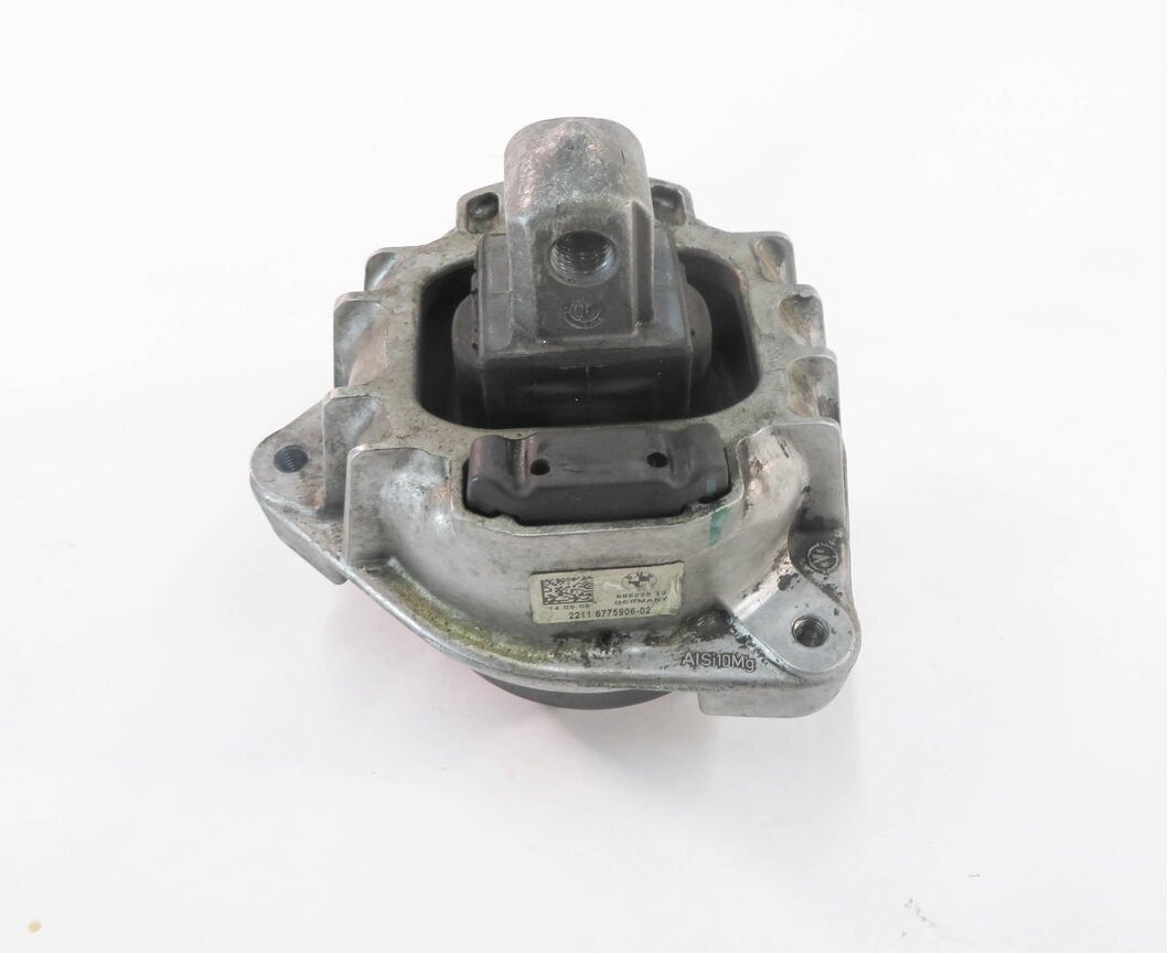 Thumbnail 6: 2009 BMW 750i (F01) 4.4L N63 TWIN TURBO RIGHT PASSENGER SIDE ENGINE MOTOR MOUNT