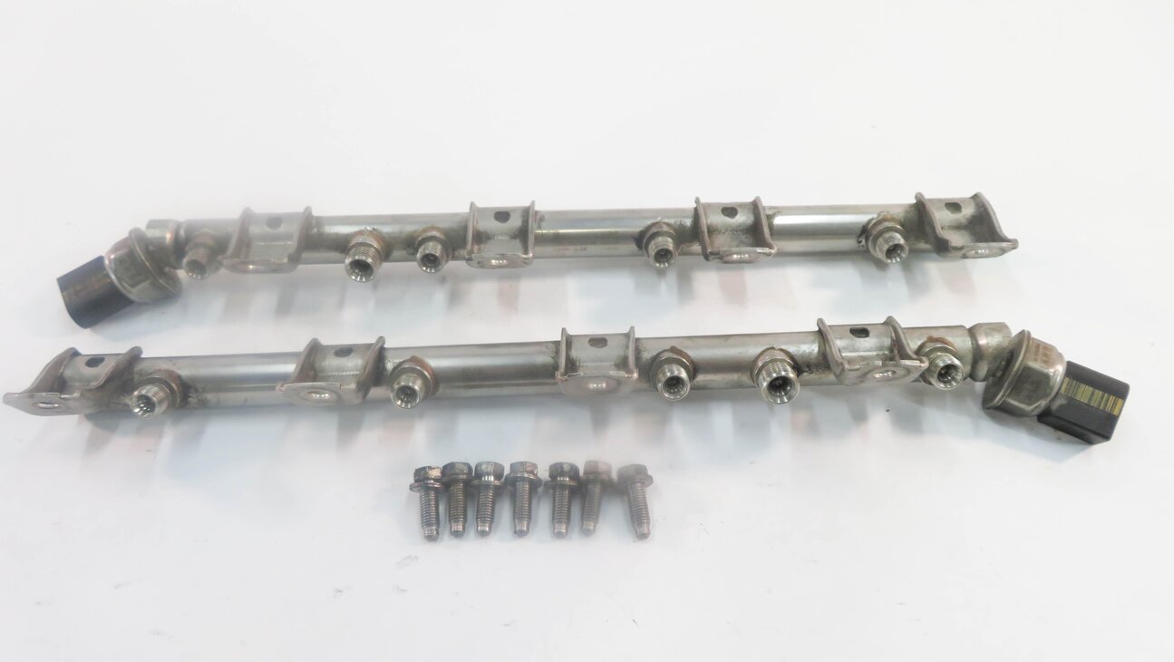 2009 BMW 750i (F01) 4.4L N63 TWIN TURBO - LEFT & RIGHT ENGINE FUEL RAIL SET-2