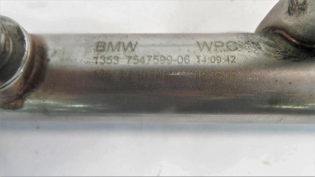 Thumbnail 6: 2009 BMW 750i (F01) 4.4L N63 TWIN TURBO - LEFT & RIGHT ENGINE FUEL RAIL SET-2