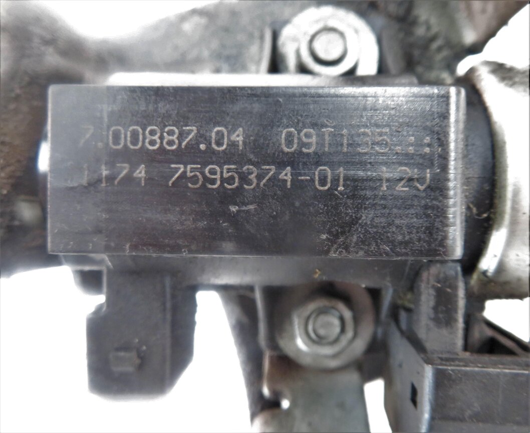 Thumbnail 6: 2009 BMW 750i (F01) 4.4L N63 TWIN TURBO ENGINE - PRESSURE CONVERTER VALVE SET-2