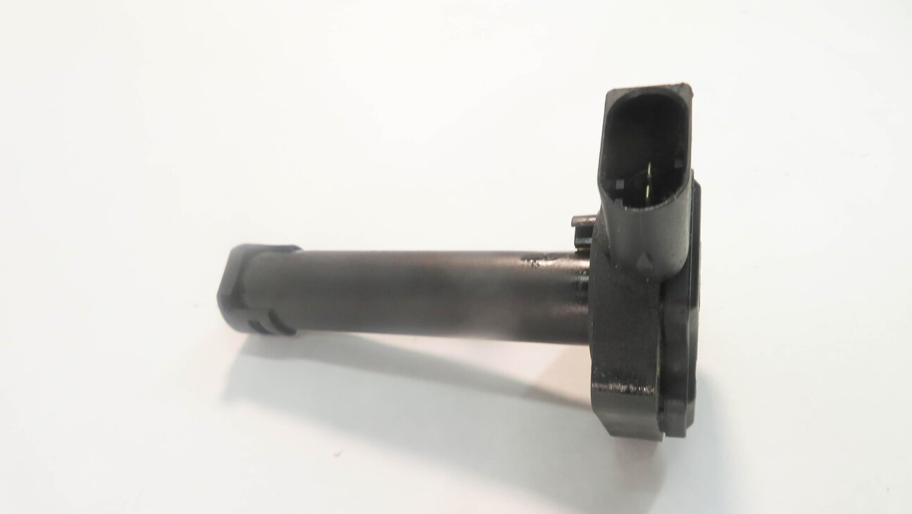 Thumbnail 3: 2009 BMW 750i (F01) 4.4L N63 TWIN TURBO ENGINE MOTOR OIL FLUID PAN LEVEL SENSOR