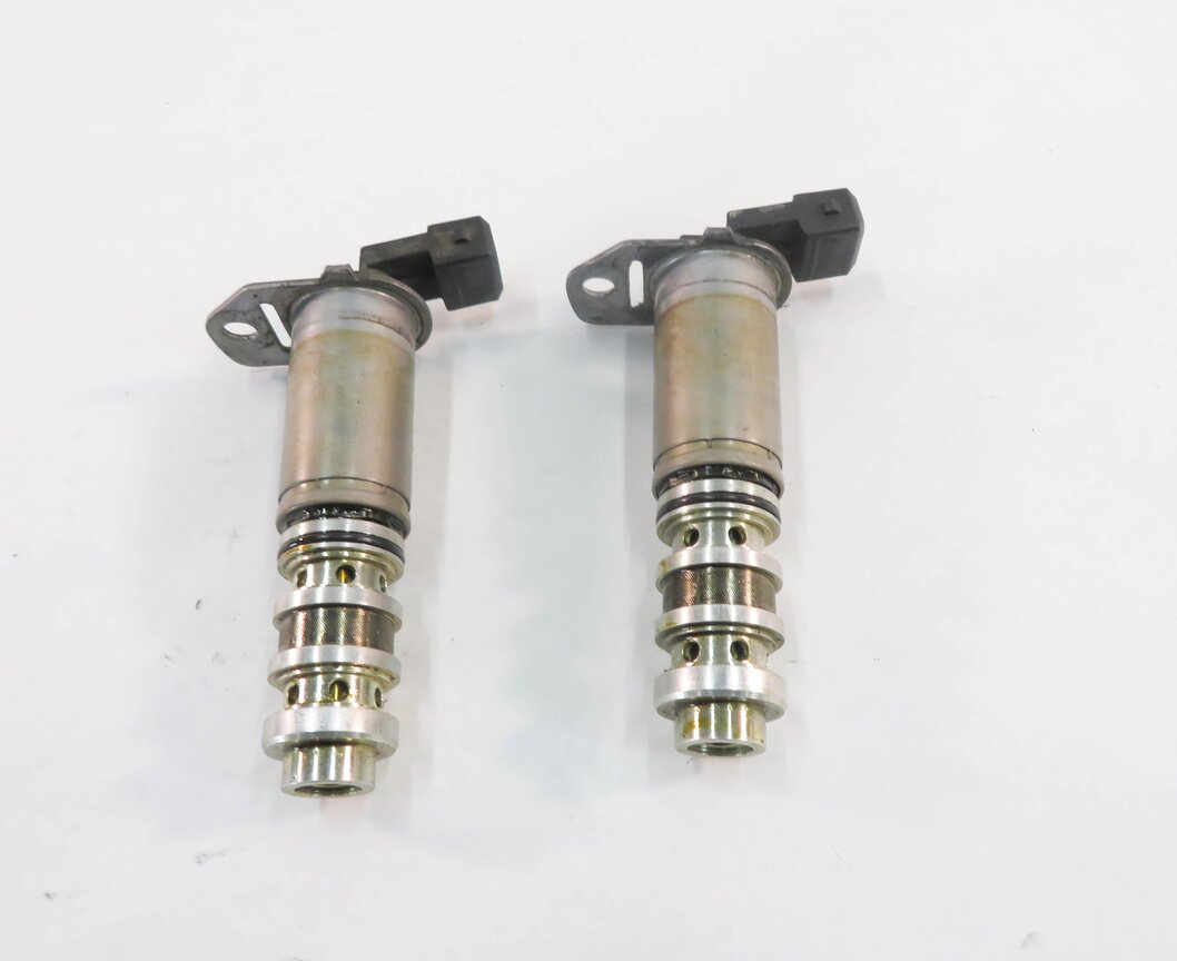 Thumbnail 5: 2009 BMW 750i (F01) 4.4L N63 TWIN TURBO ENGINE - VVT VANOS SOLENOID SET-2
