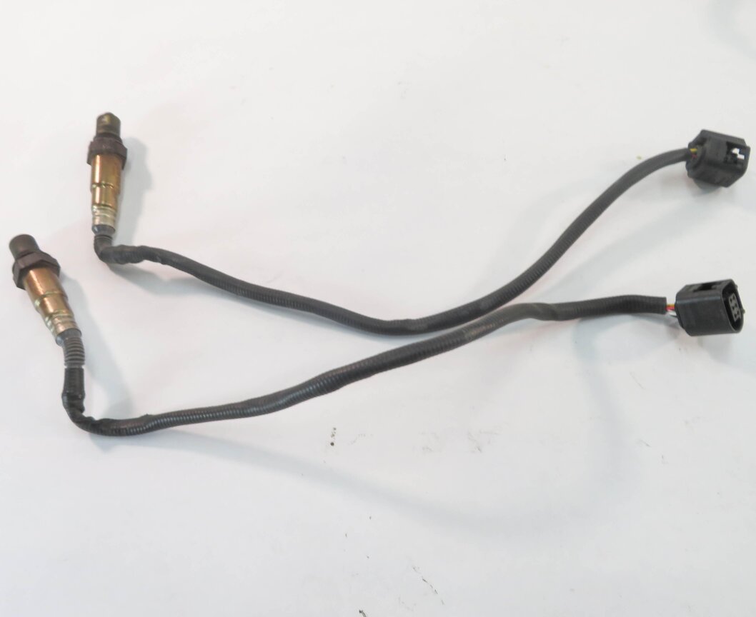 Thumbnail 4: 2009 BMW 750i (F01) 4.4L - PRE / POST CAT O2 OXYGEN LAMBDA PROBE SENSOR SET-2