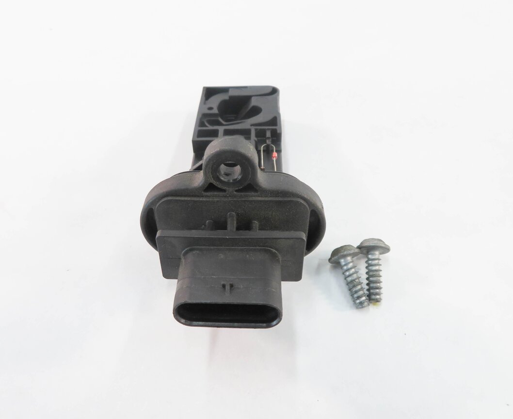 06-14 BMW 550i 750i 650i X5 X6 (E60 E70 E71 F01 F10) V8 MASS AIR FLOW SENSOR MAF