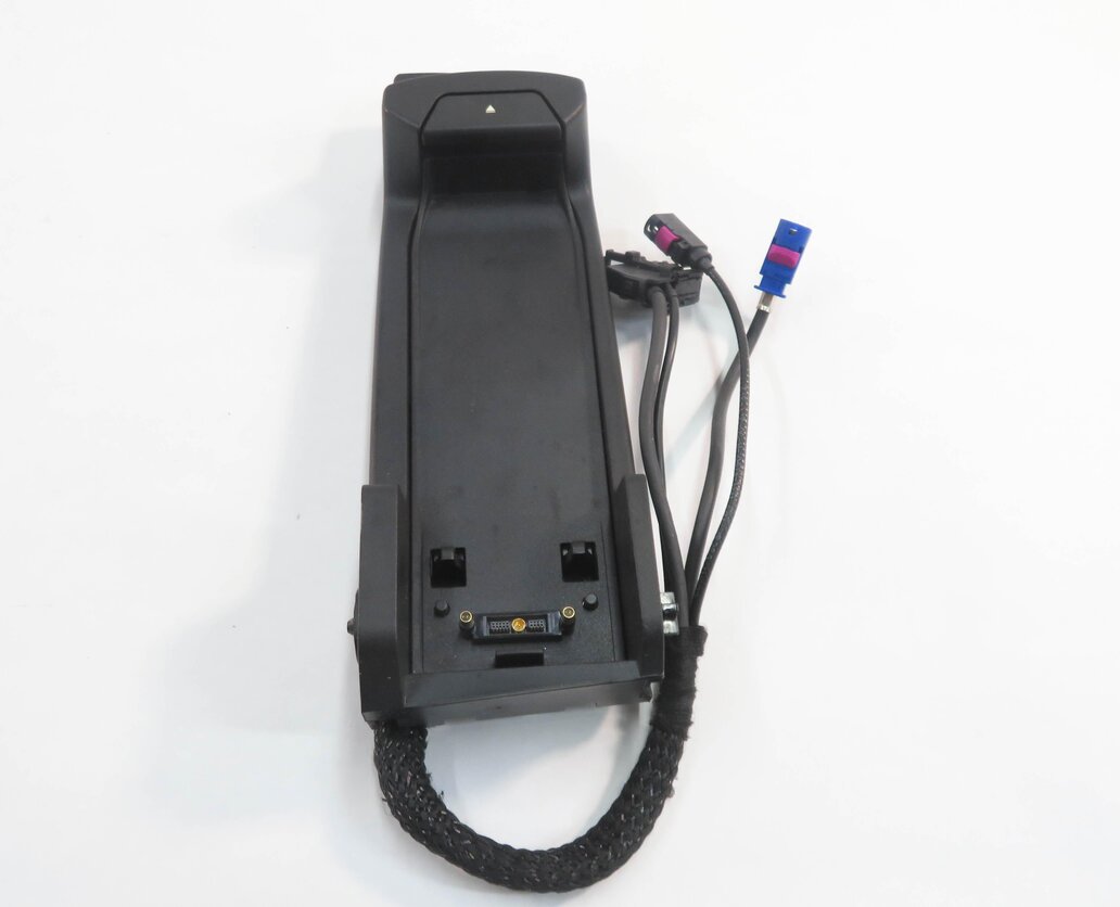 Thumbnail 4: 2014 BMW 740i (F01) FRONT CENTER CONSOLE CELL PHONE SNAP IN CRADLE