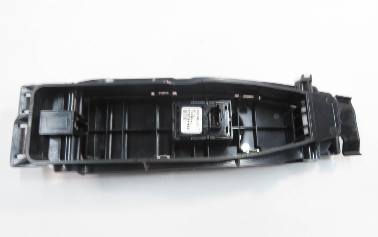 Thumbnail 5: 2014 BMW 740i (F01) RIGHT FRONT PASSENGER DOOR POWER WINDOW SWITCH (BLACK)