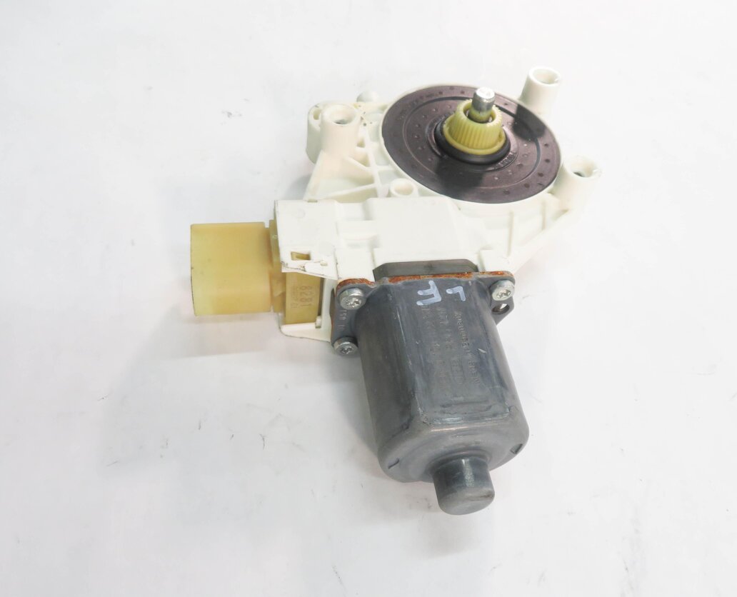 Thumbnail 3: 09-18 BMW 740i 750i 760i (F01) LEFT DRIVER SIDE WINDOW MOTOR (FITS FRONT & REAR)