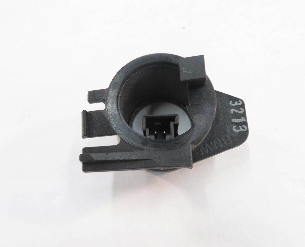 Thumbnail 5: 2014 BMW 740i (F01) IGNITION SWITCH IMMOBILIZER SIGNAL COIL RING