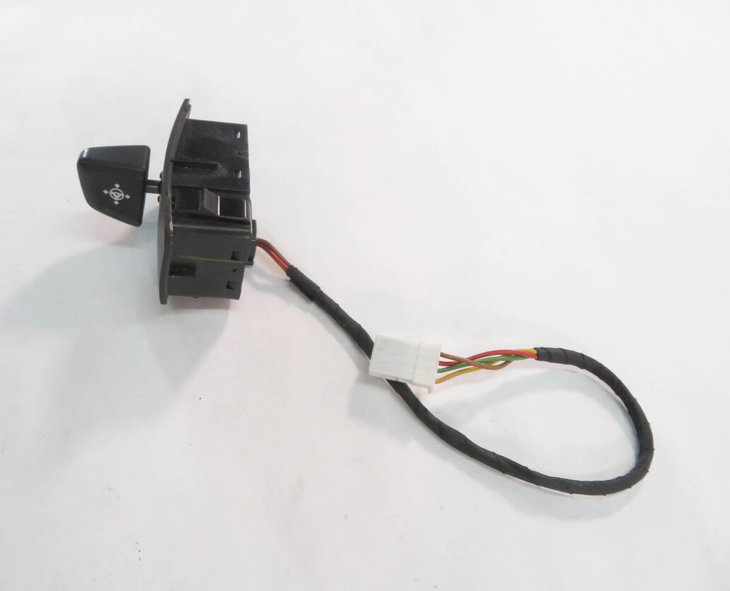 Thumbnail 3: 2014 BMW 740i (F01) STEERING ADJUSTMENT SWITCH