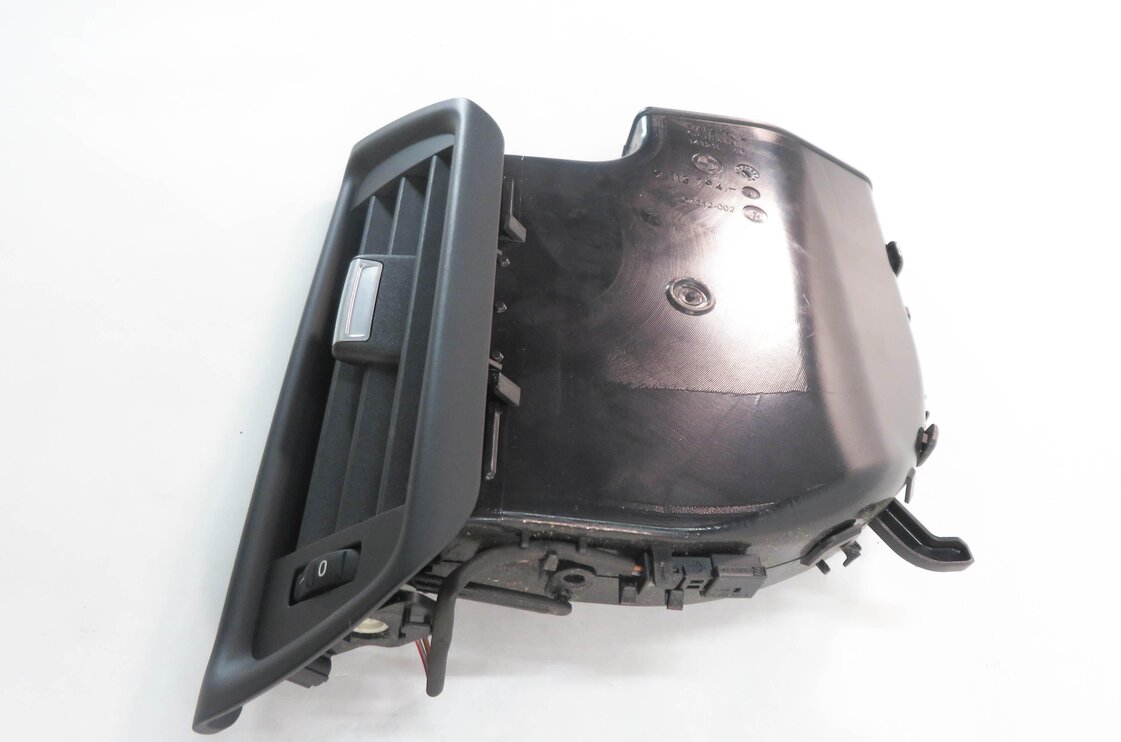 Thumbnail 3: 2014 BMW 740i (F01) RIGHT PASSENGER REAR PILLAR HEATER A/C AIR VENT (BLACK)