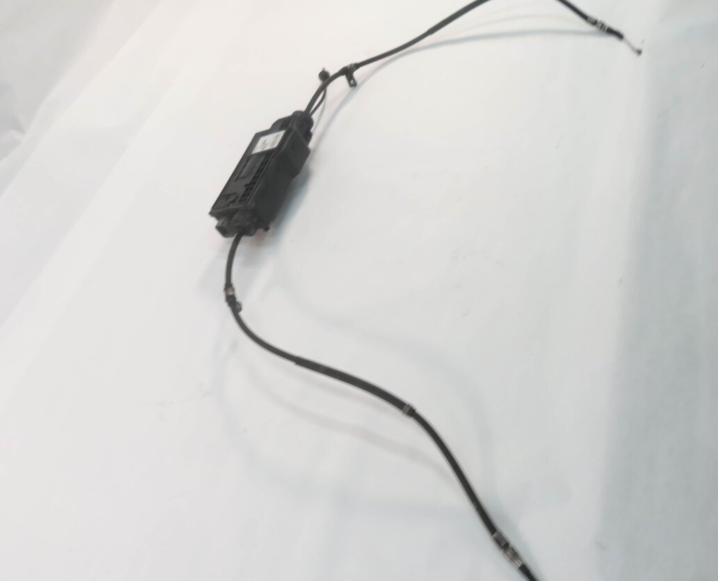 Thumbnail 4: 2014 BMW 740i (F01) EMERGENCY PARKING BRAKE ACTUATOR w/ CABLES