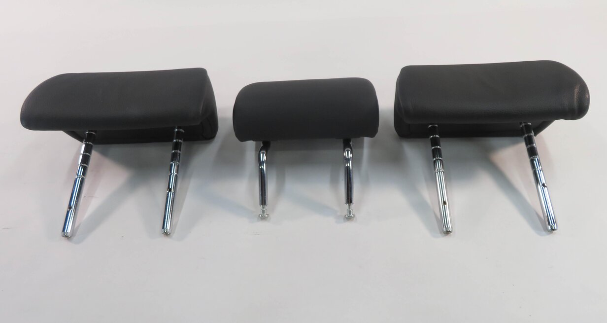 2014 BMW 740i (F01) REAR - LEFT / CENTER / RIGHT - HEADREST SET (BLACK LEATHER)