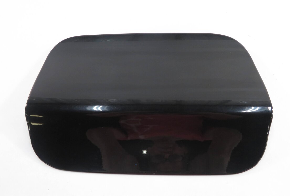 09-15 BMW 740Li 750Li 760Li B7 LWB (F02) FUEL TANK DOOR COVER TRIM (BLACK 668)