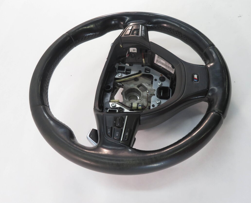 Thumbnail 3: 14-15 BMW 740i ACTIVEHYBRID 7 (F01 F02 F04) ///M-SPORT STEERING w/ PADDLES