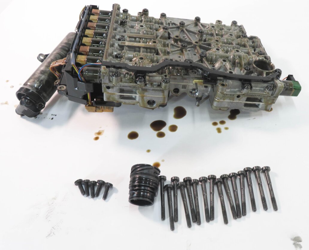 2014 BMW 740i (F01 F02) RWD - 8HP-45 A/T AUTOMATIC TRANSMISSION VALVE BODY
