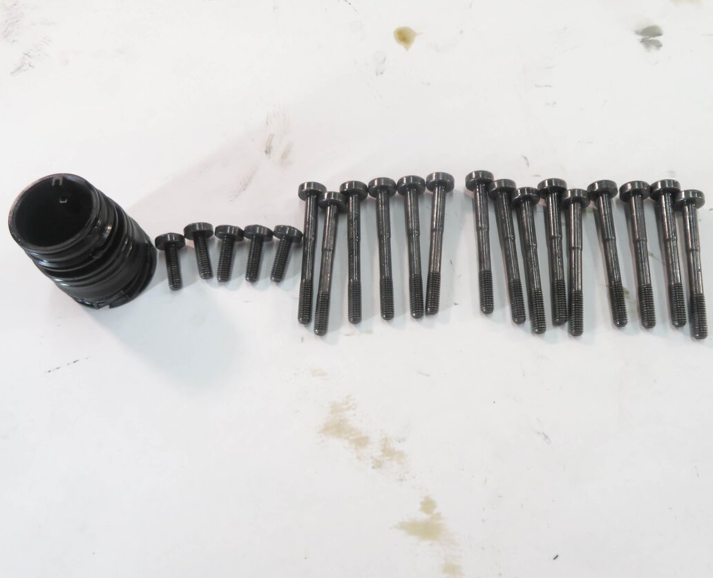 Thumbnail 5: 2014 BMW 740i (F01 F02) RWD - 8HP-45 A/T AUTOMATIC TRANSMISSION VALVE BODY